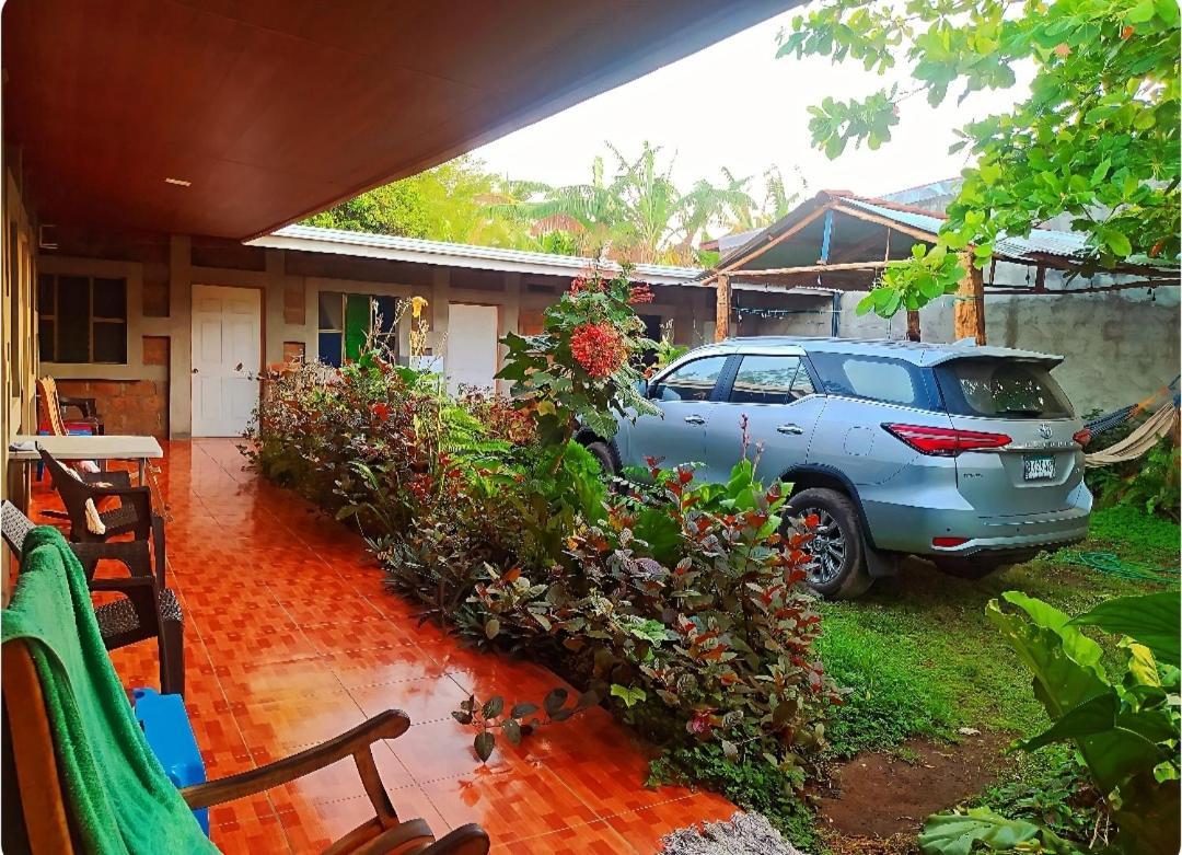 Rustic House Hostel Moyogalpa Bagian luar foto
