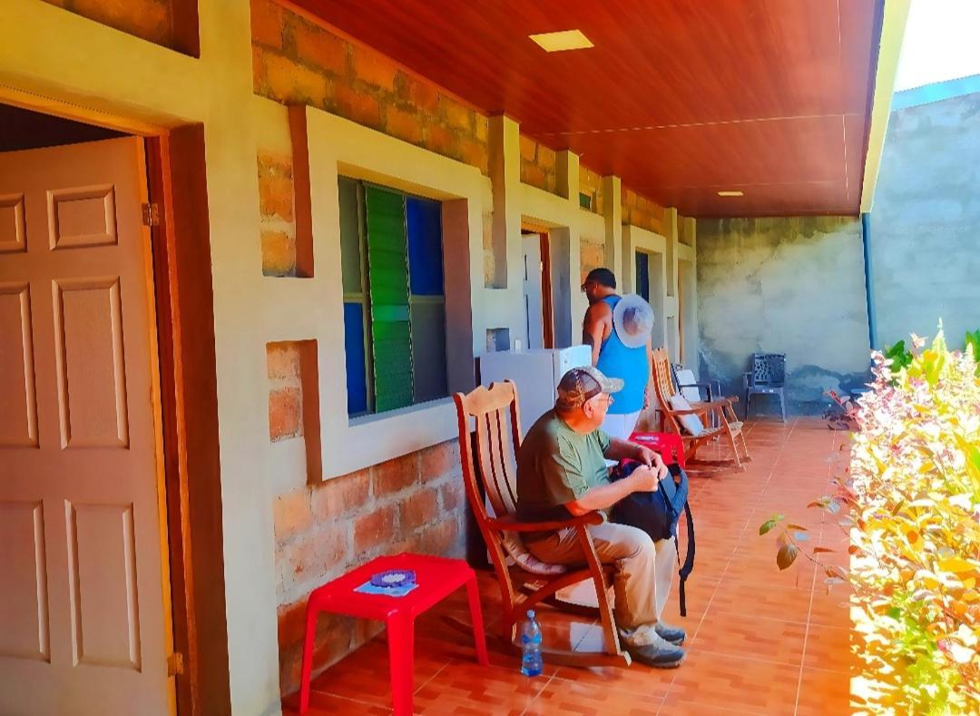 Rustic House Hostel Moyogalpa Bagian luar foto