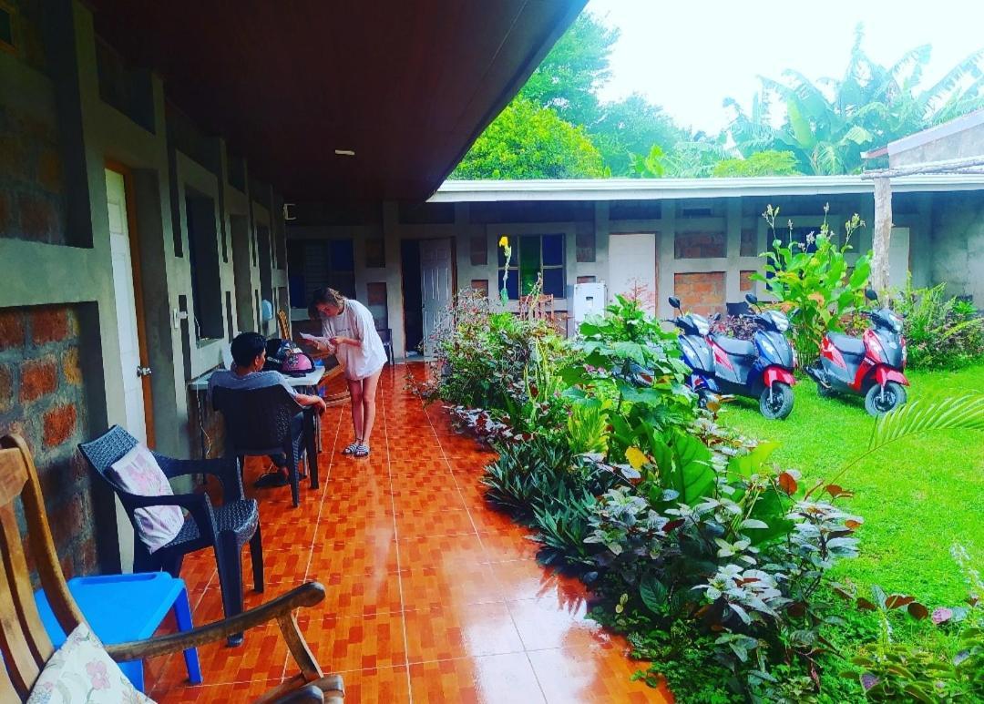 Rustic House Hostel Moyogalpa Bagian luar foto